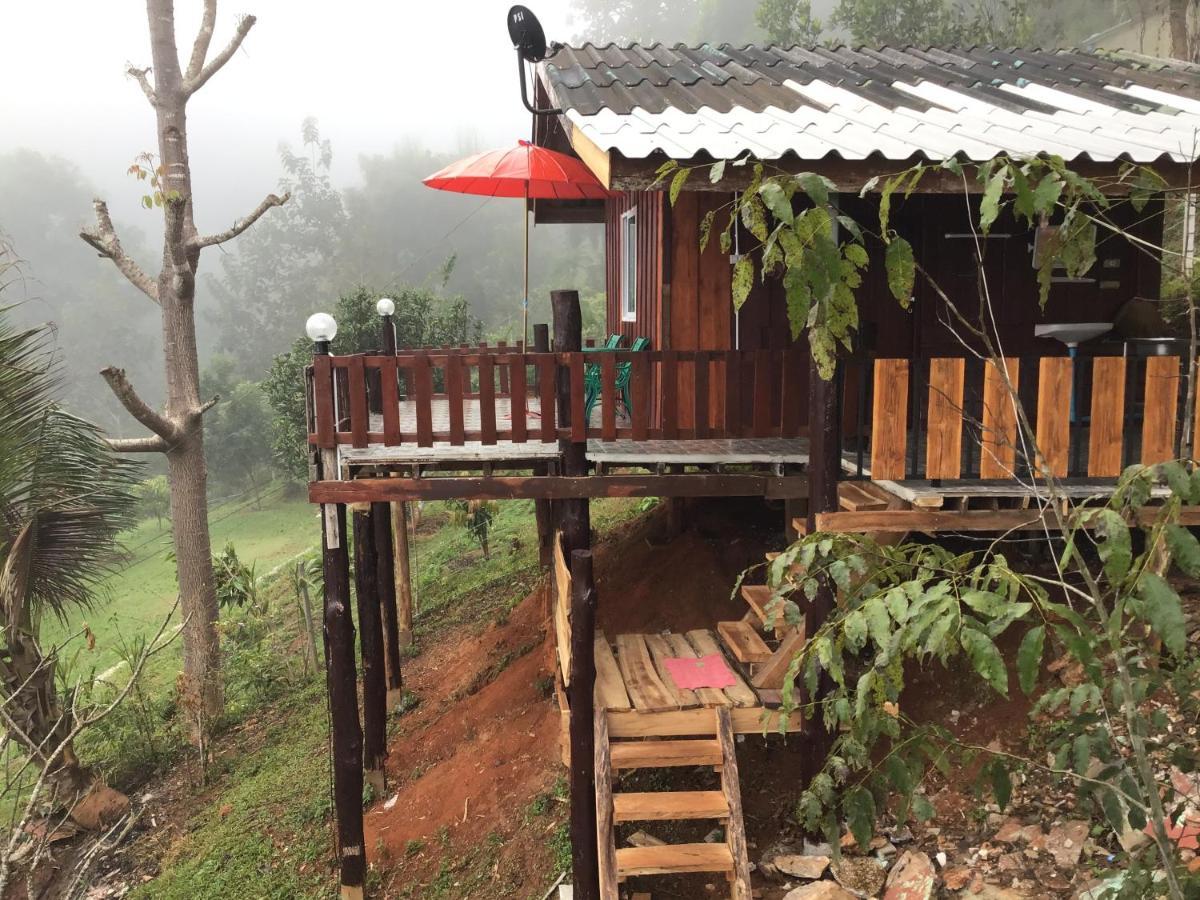 Forest Guesthouse Samoeng Bagian luar foto