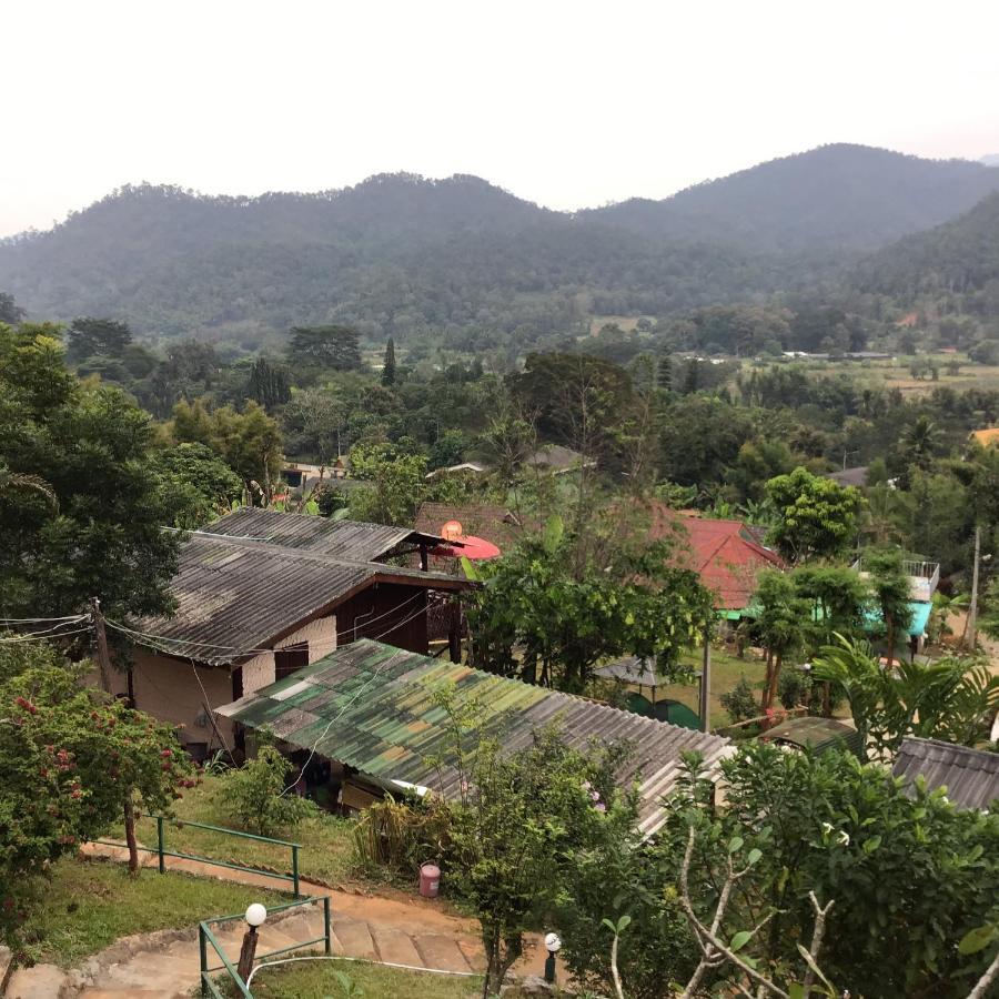 Forest Guesthouse Samoeng Bagian luar foto