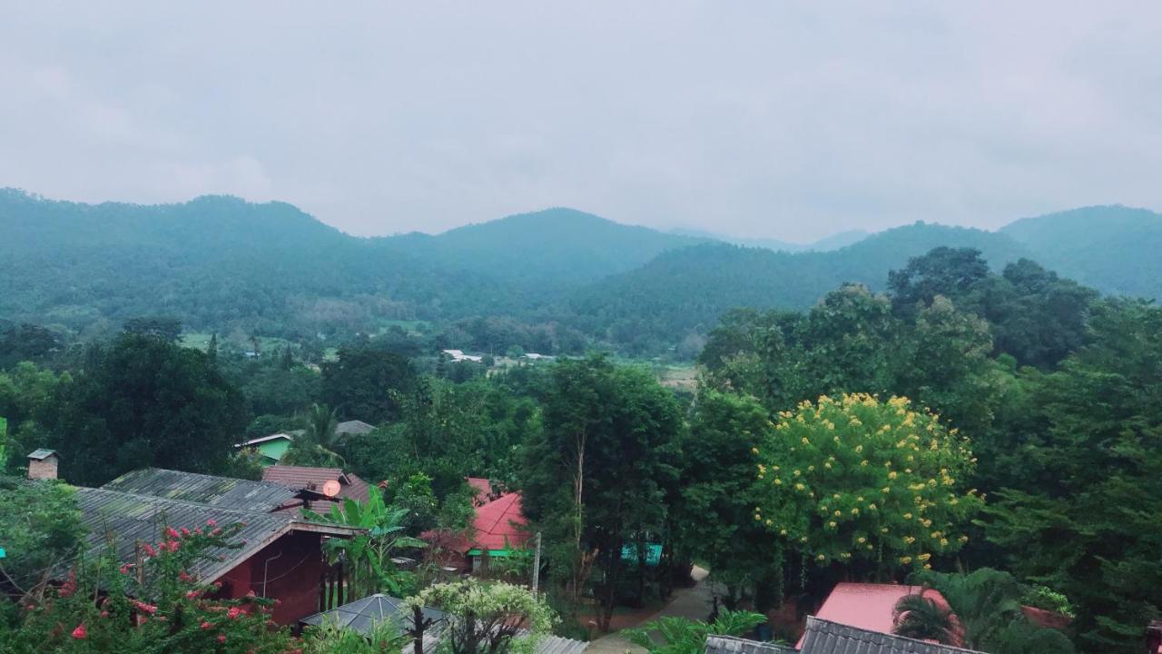 Forest Guesthouse Samoeng Bagian luar foto